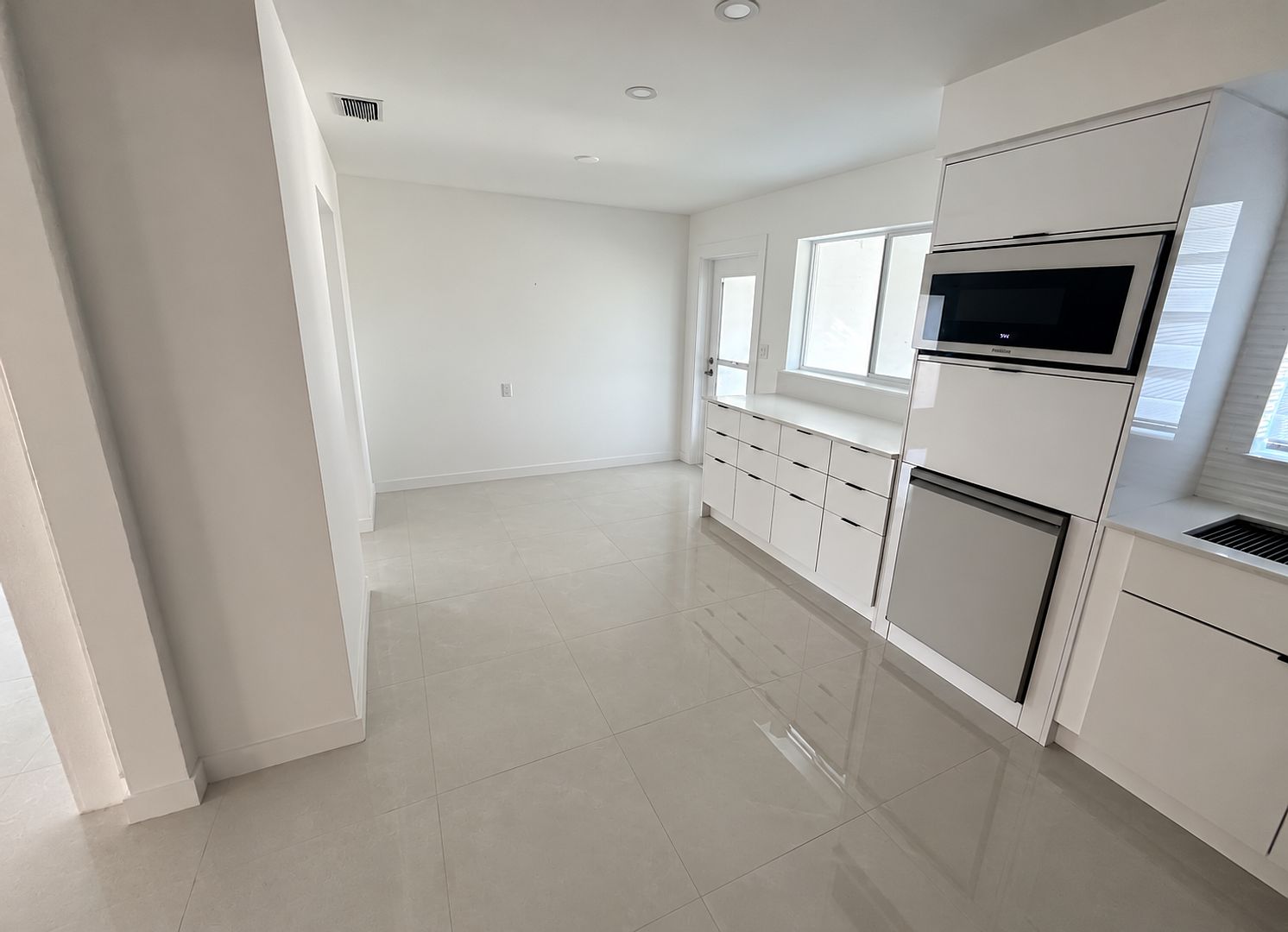 1255 Riverbreeze Blvd, Ormond Beach, FL 32176 photo 2