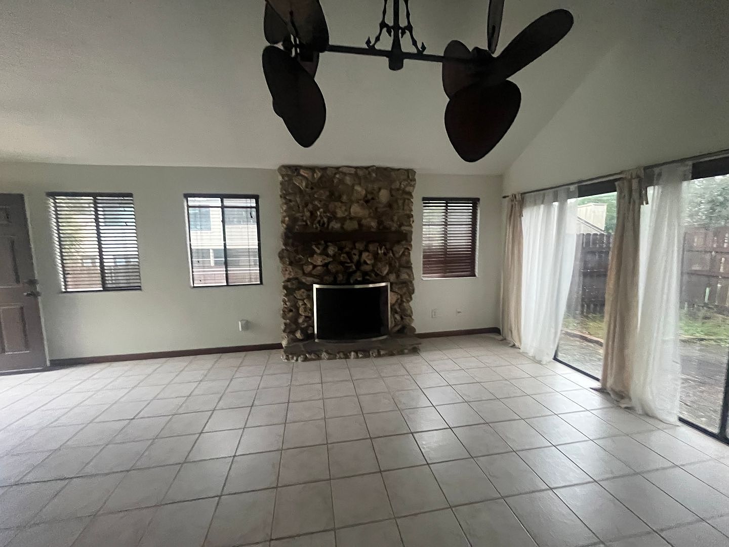 2 Birchwood Trl, Ormond Beach, FL 32174 photo 3