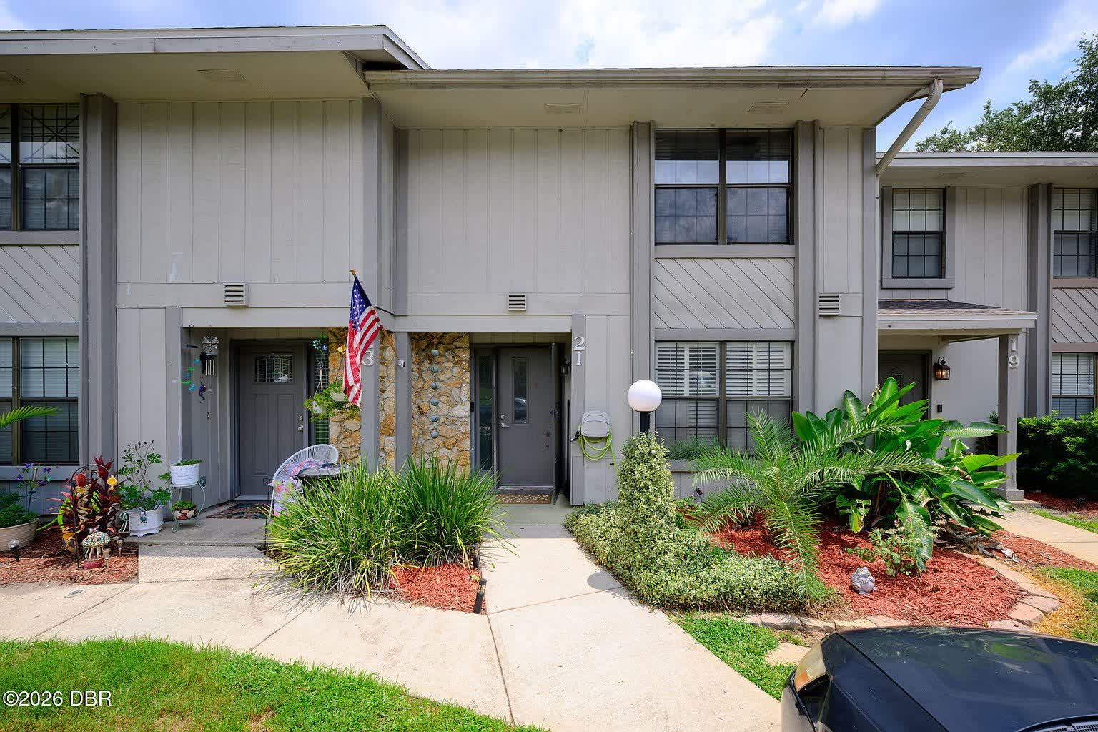 21 Oakwood Park, Ormond Beach, FL 32174