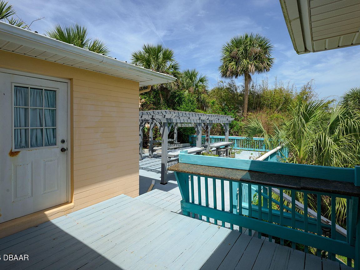 329 Euclid Ave, Daytona Beach, FL 32118 photo 5