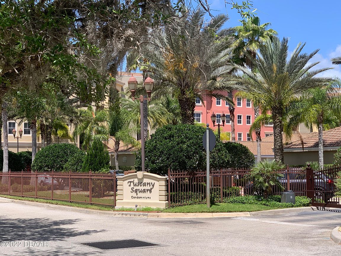 424 Luna Bella Ln APT 211, New Smyrna Beach, FL 32168 photo 1