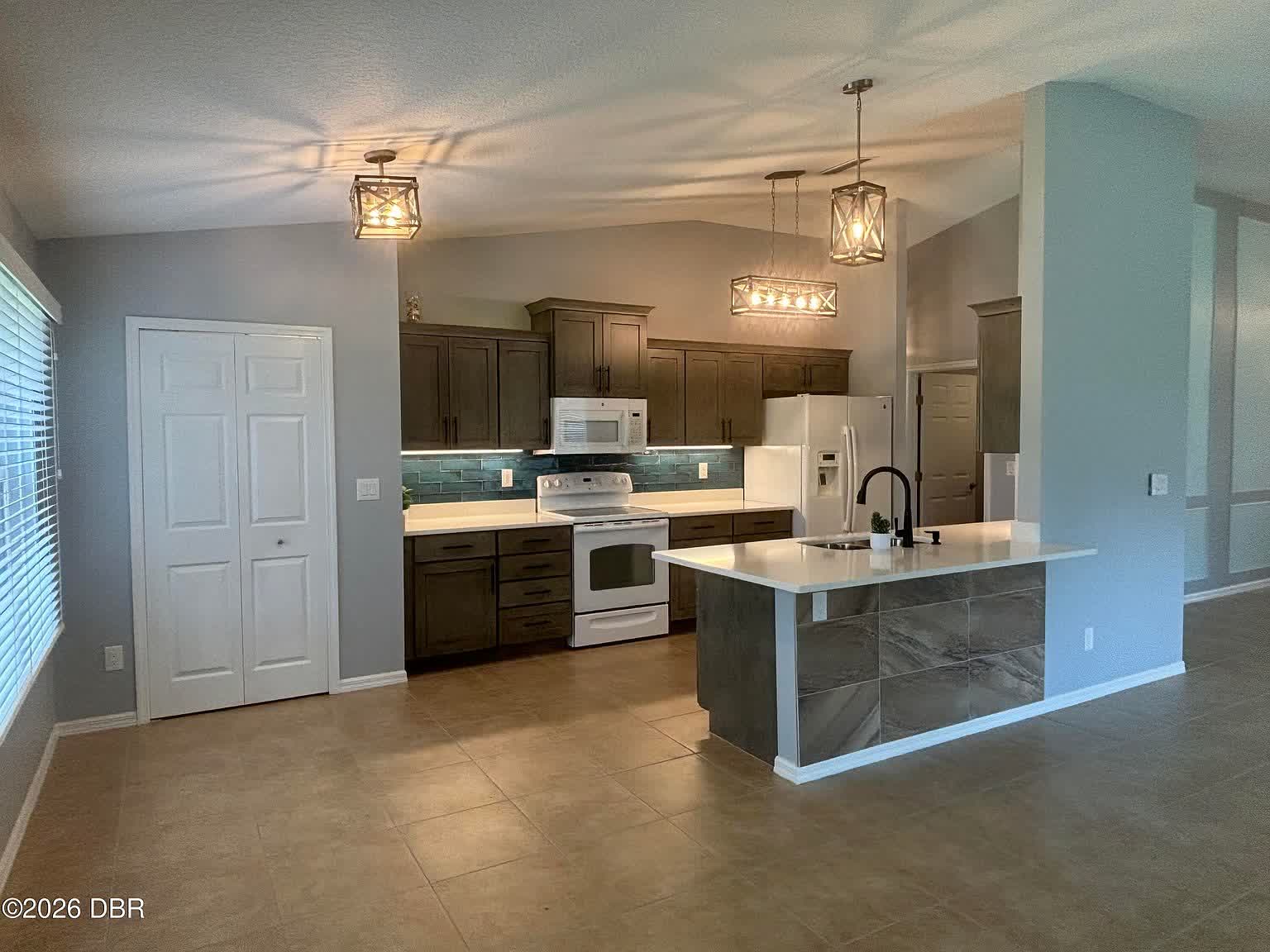 908 Woodstream Ln, Ormond Beach, FL 32174 photo 6